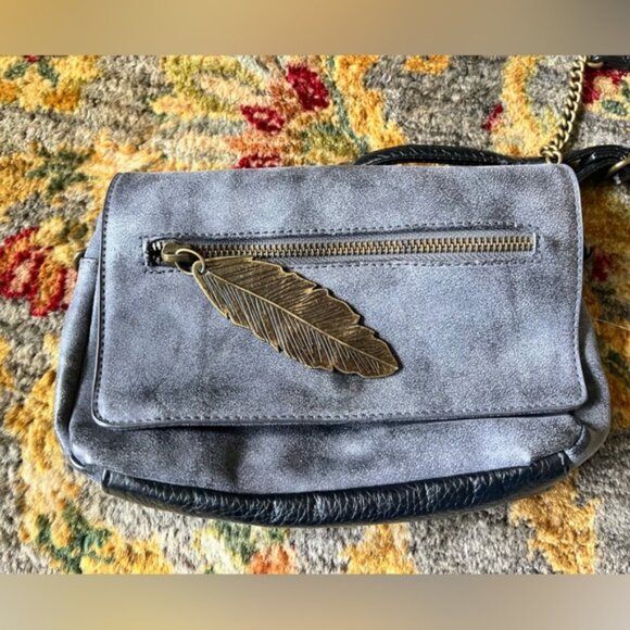 Stylish Grey Purse - Picture 1 of 11